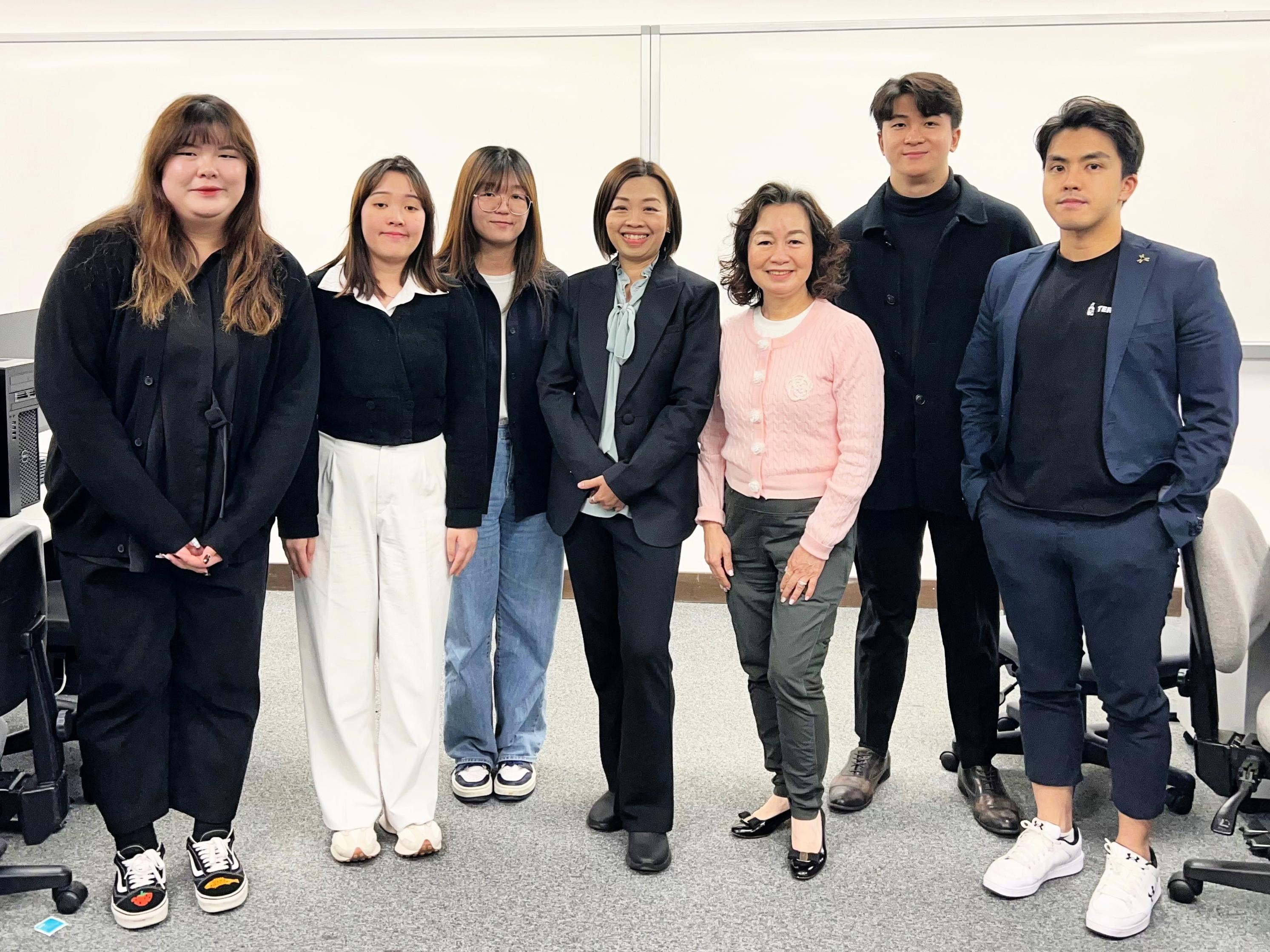 Career Development Workshop Series Held for Final-Year PR Students