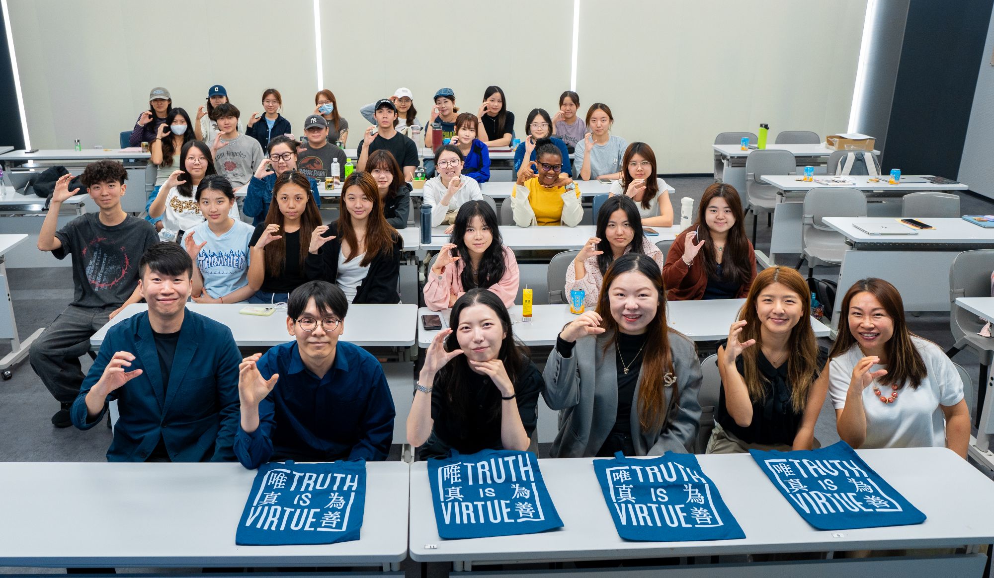 At COMS Career Talk, Sandpiper Practitioners Weigh AI's Role in Public Relations